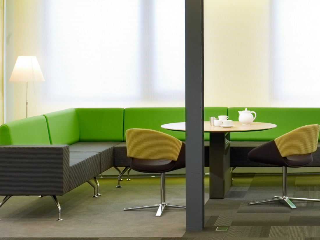 Mobilier Coworking Idea & Ko espace coworking, la ruche coworking, morning coworking marcadet, espace de coworking, bureaux partagés, coworking gare du nord,