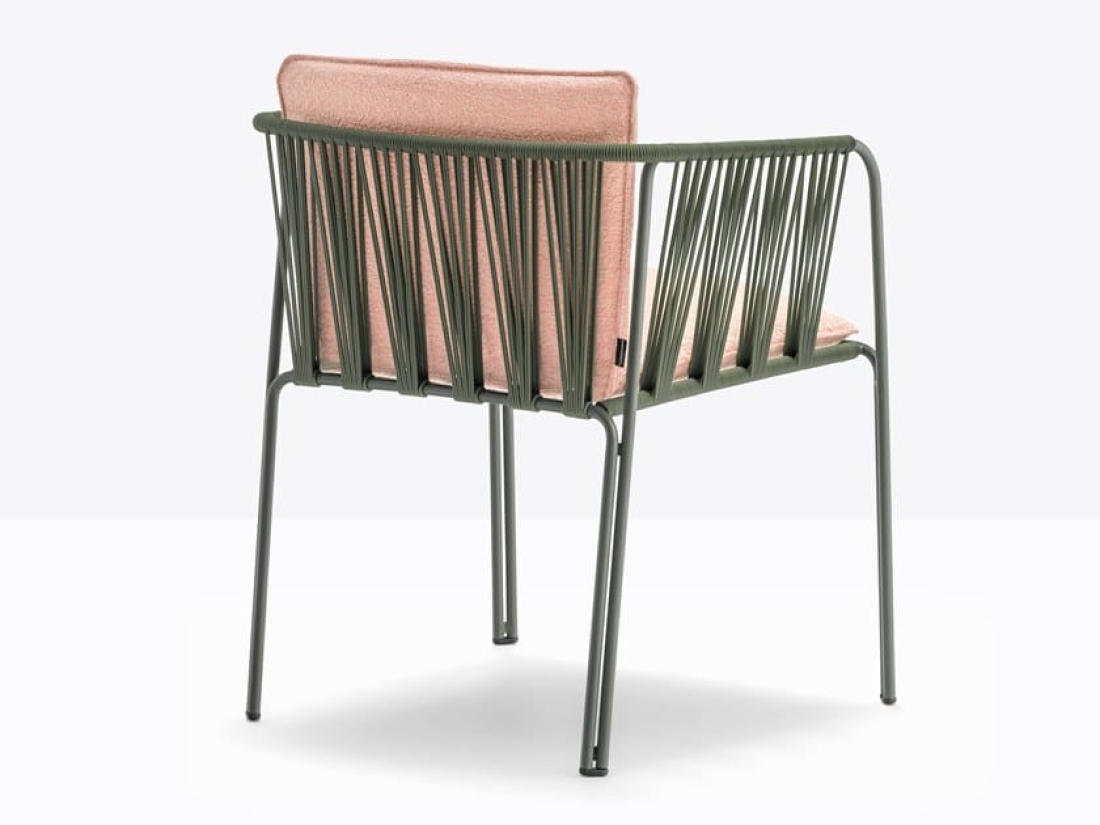 RANI Mobilier cafétéria Chaises et tables pour cafétéria Meubles de salle à manger Mobilier pour espace repas Tables de cafétéria Chaises pour salle à manger Mobilier pour salle de pause Meubles pour zone de restauration Aménagement de cafétéria Mobilier pour espace déjeuner Chaises empilables pour cafétéria Tables pliantes pour salle à manger Bancs pour cafétéria Mobilier pour espace collation Meubles pour coin repas Tables hautes pour cafétéria Chaises pour zone de restauration Mobilier modulaire pour caf