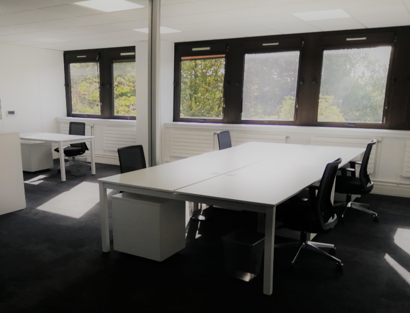Projets Idea and Ko bureau bench installation