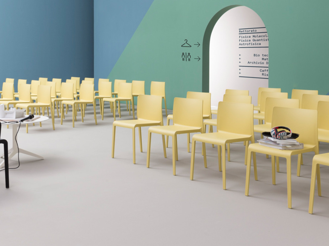 Chaises ergonomique et sur-mesure disponible en differentes couleurs