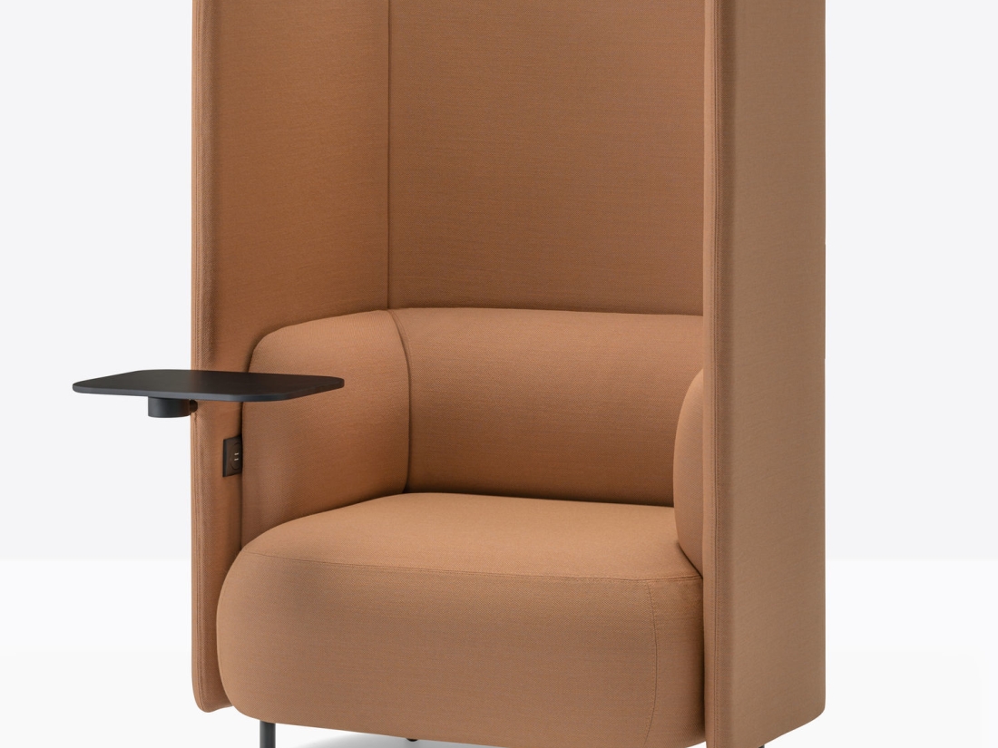 Alcove acoustique HUBBY Mobile Espace Isolation sonore Conception Aménagement Insonorisation Design Modulaire Intimité Ergonomie Innovation Séparation Flexibilité Technologie Système Intégration Esthétique