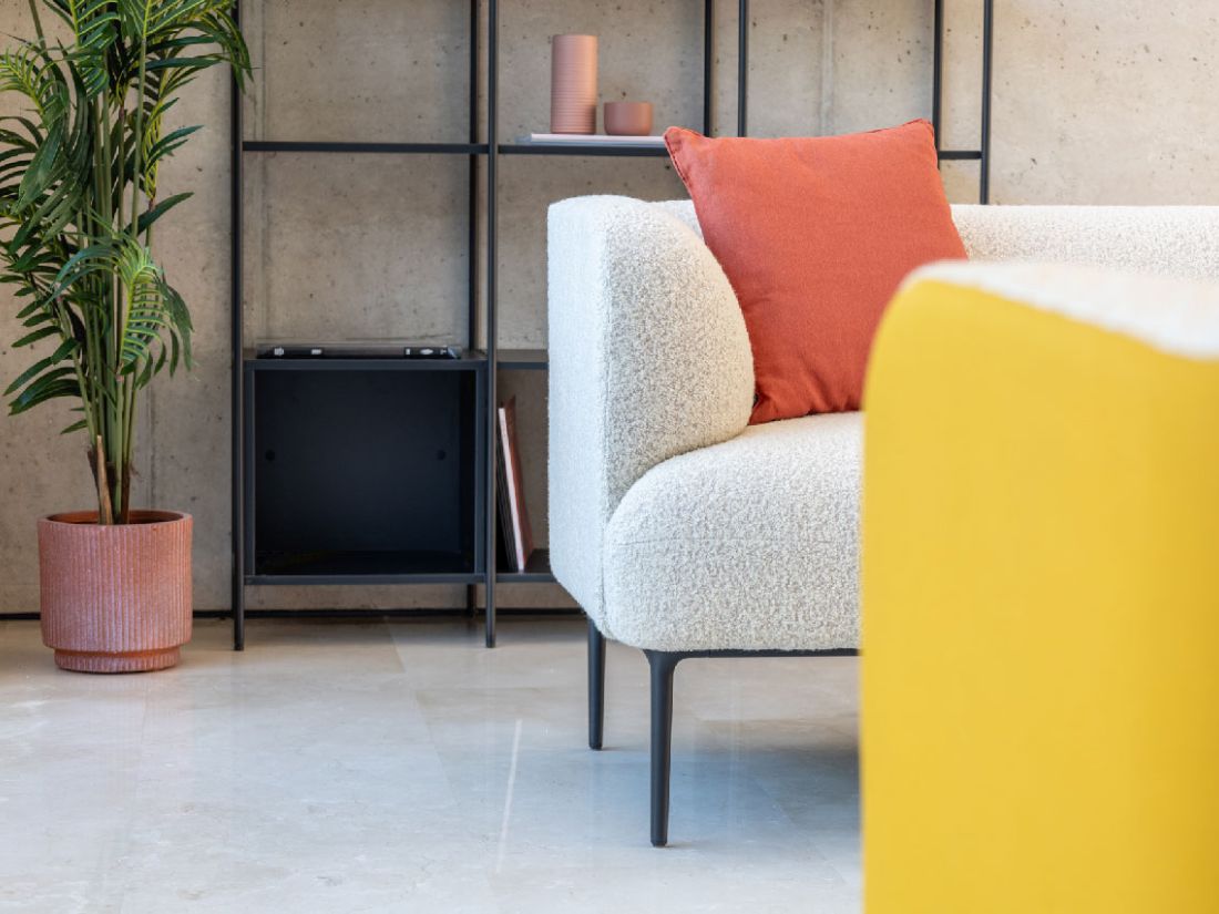 Canapé sofa CUIC 24, Canapé d'accueil Sofa d'accueil Canapé design Sofa moderne Canapé élégant Sofa confortable Canapé ergonomique Canapé personnalisable Sofa modulable Canapé de réception Sofa pour espaces professionnels Canapé de qualité Sofa durable Canapé résistant Sofa haut de gamme Canapé sur mesure Sofa en tissu Canapé en cuir Sofa pour entreprise