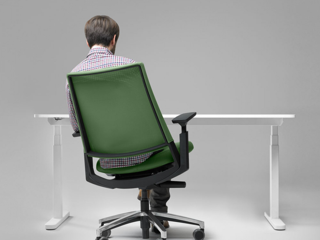 KINEO bureau , chaise de bureau , établi , ergonomie , chaise gamer pas cher, fauteuil de bureau , chaise de bureau , meuble de bureau , poste de travail ergonomique , meuble informatique , bureau informatique , bureau design , tabouret ergonomique , siège ergonomique , chaise de bureau design et bureau de direction Nous disposons d'un showroom à Roubaix et à Paris qui vous permettront d’essayer nos bureaux, ergonomie et accessoires, fauteuils ergonomiques