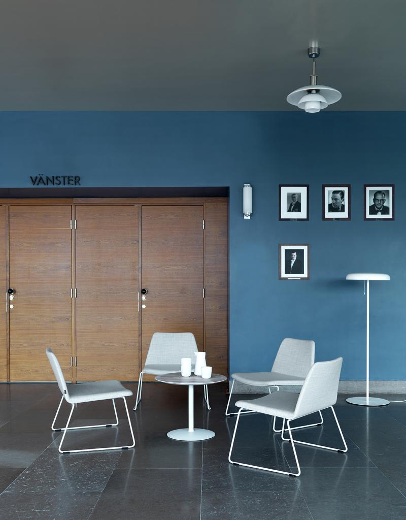 chaise salle d'attente design accueil pmr ( bureau , chaise de bureau , fauteuil de bureau , meuble , fauteuul design , bureau moderne , mobilier de bureau professionnel , bureau en bois , table de bureau , bureau bois massif )